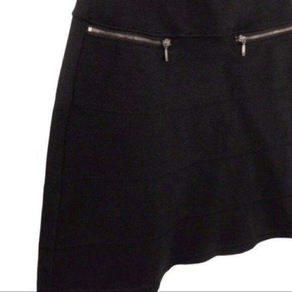 Athleta Strata skirt 2 zipper pockets Black size XS Style #861887 - Picture 3 of 7